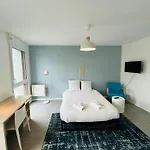Apartment We Live In R - 201 *