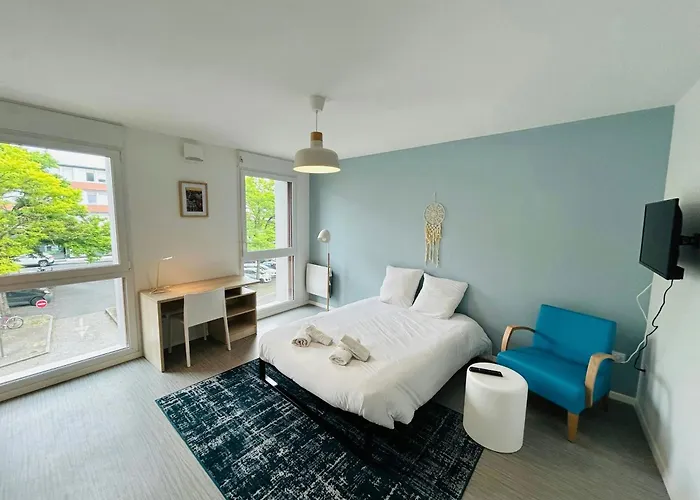 Апартаменты We Live In R - 201